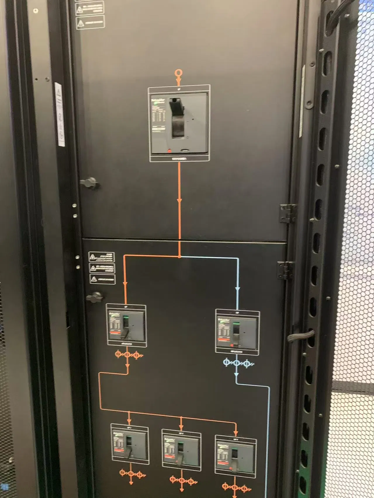 High-Efficiency Modular Power Distribution Units for Data Centers