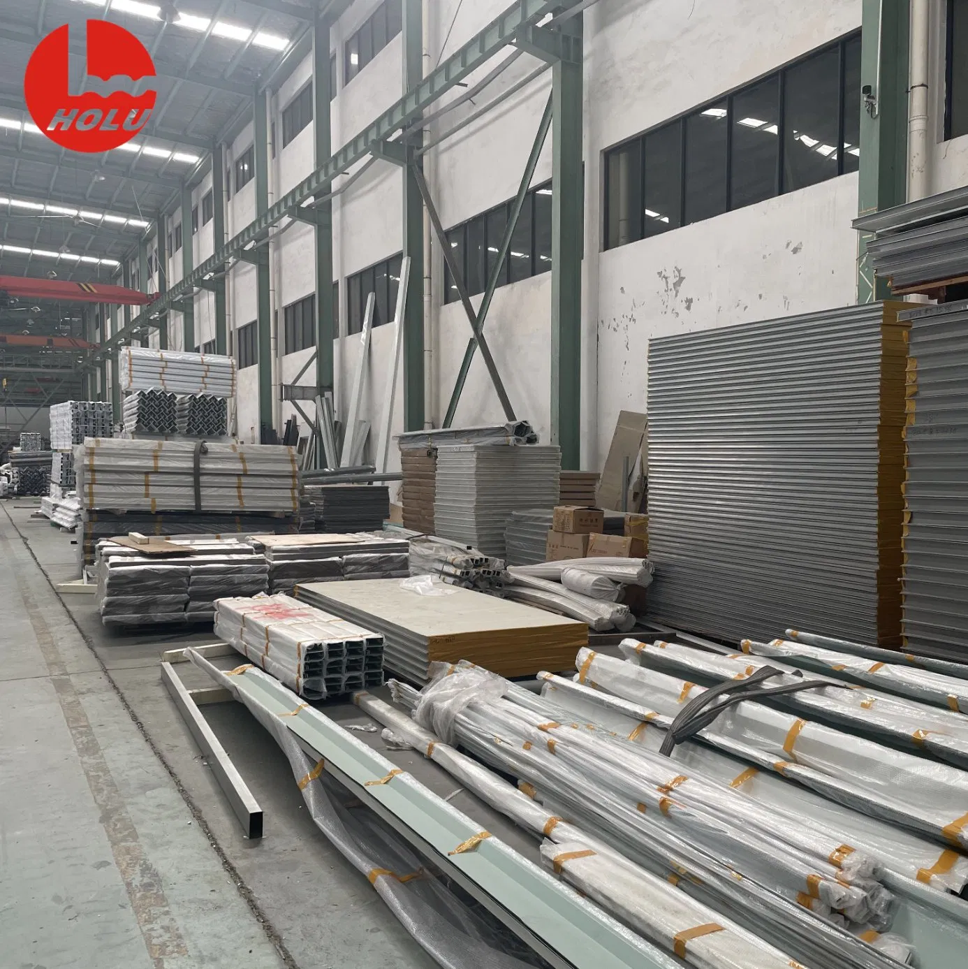 Prefabricated Space Capsule Steel Container House for Outdoor Workshops Apartments Spaces