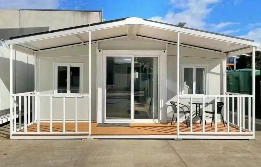 Customized Stackable Modular Container Buildings for School Classrooms, Mobile Clinics &amp; Urban Pop-up Stores