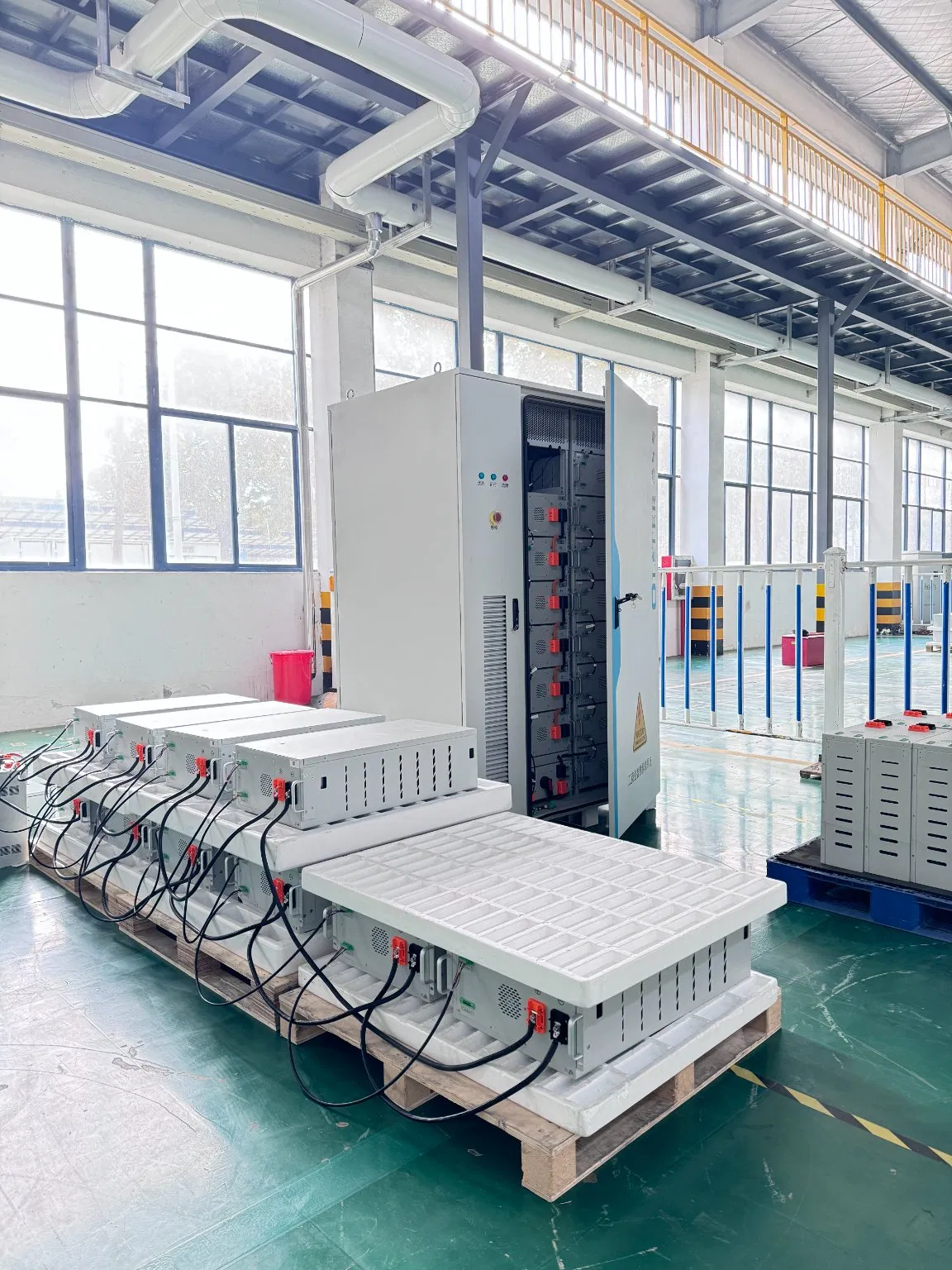 225 Kwh Outdoor Integrated Cabinet-Type off-Grid Energy Storage System