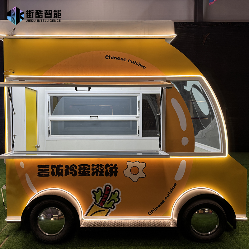 Practical Mobile Weatherproof Modular Dining Car Suitable for Outdoor Events