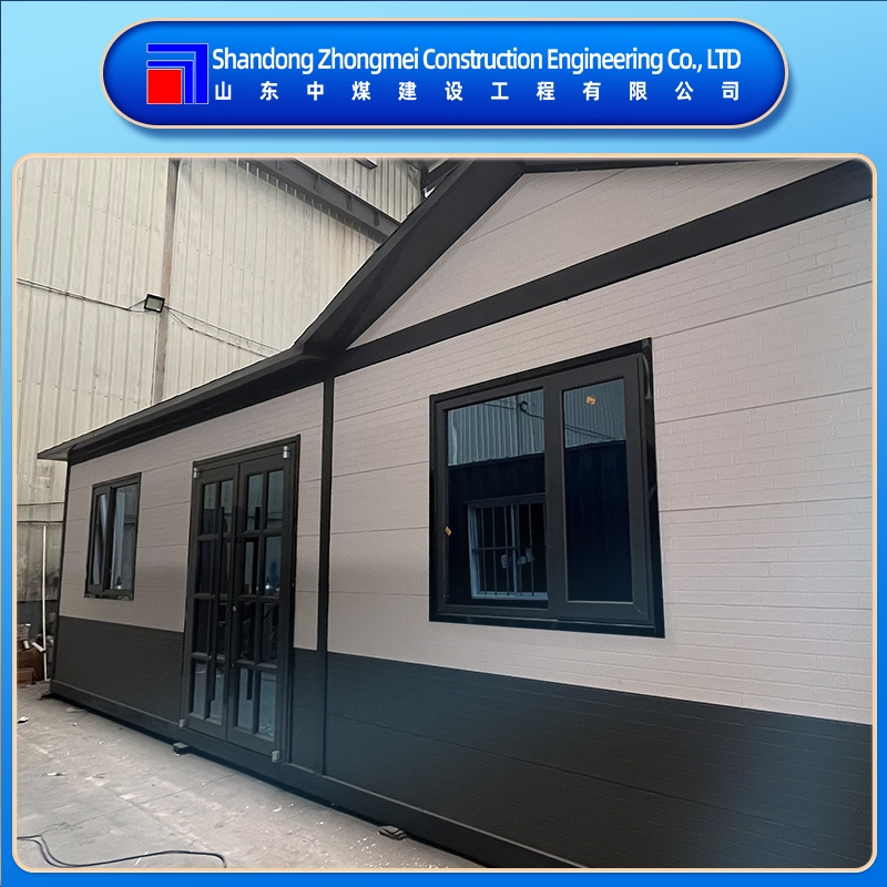 Prefab Shipping Container Restaurant with Ventilation and Fireproof Panels