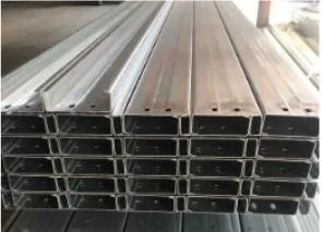 El acero galvanizado a Q235B correas. C o z sección disponible
