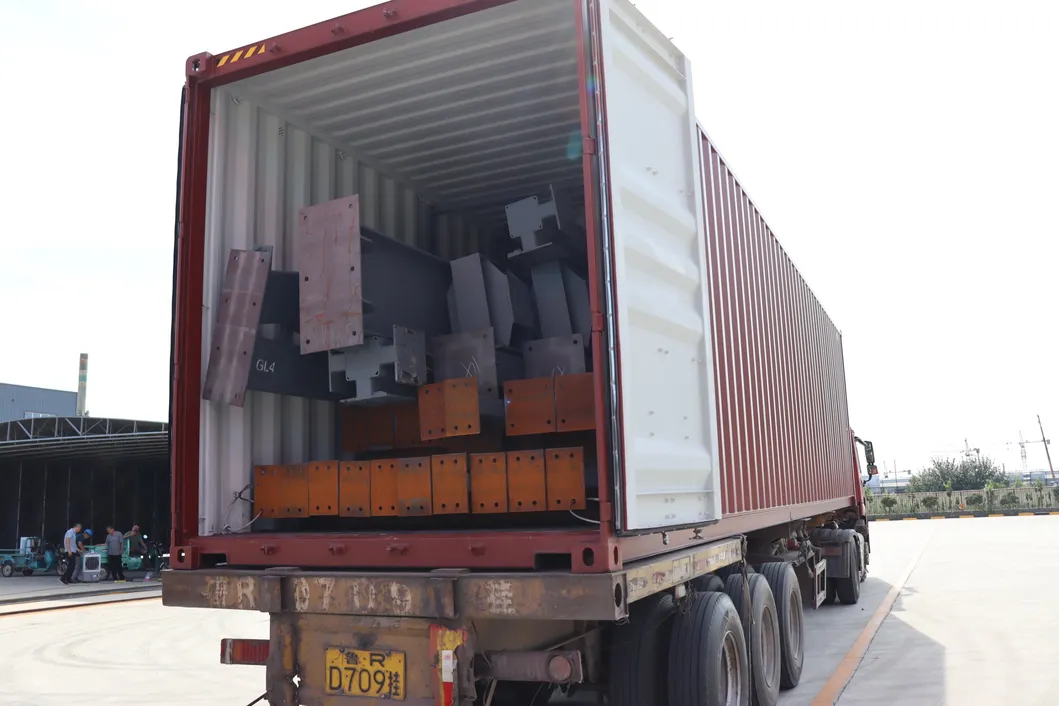 Transporte de componentes metálicos prefabricados