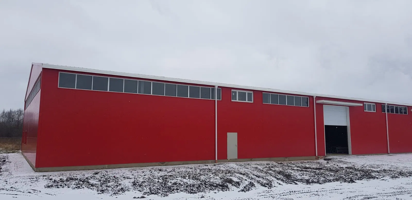 Estructura de acero ligero para almacén y taller con certificación de ventilación