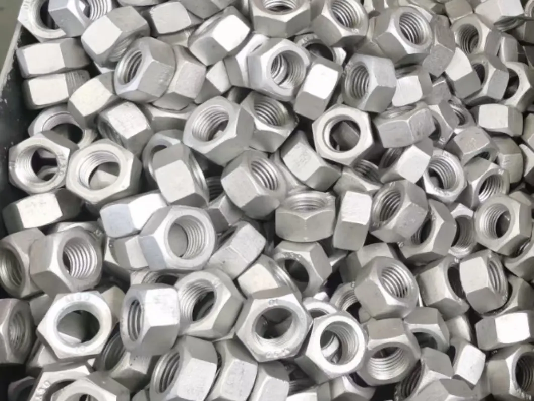 Tornillos y tuercas