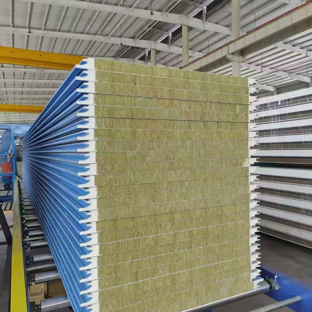 Sistema de panel sándwich duradero de alto rendimiento con características personalizadas de lana de roca