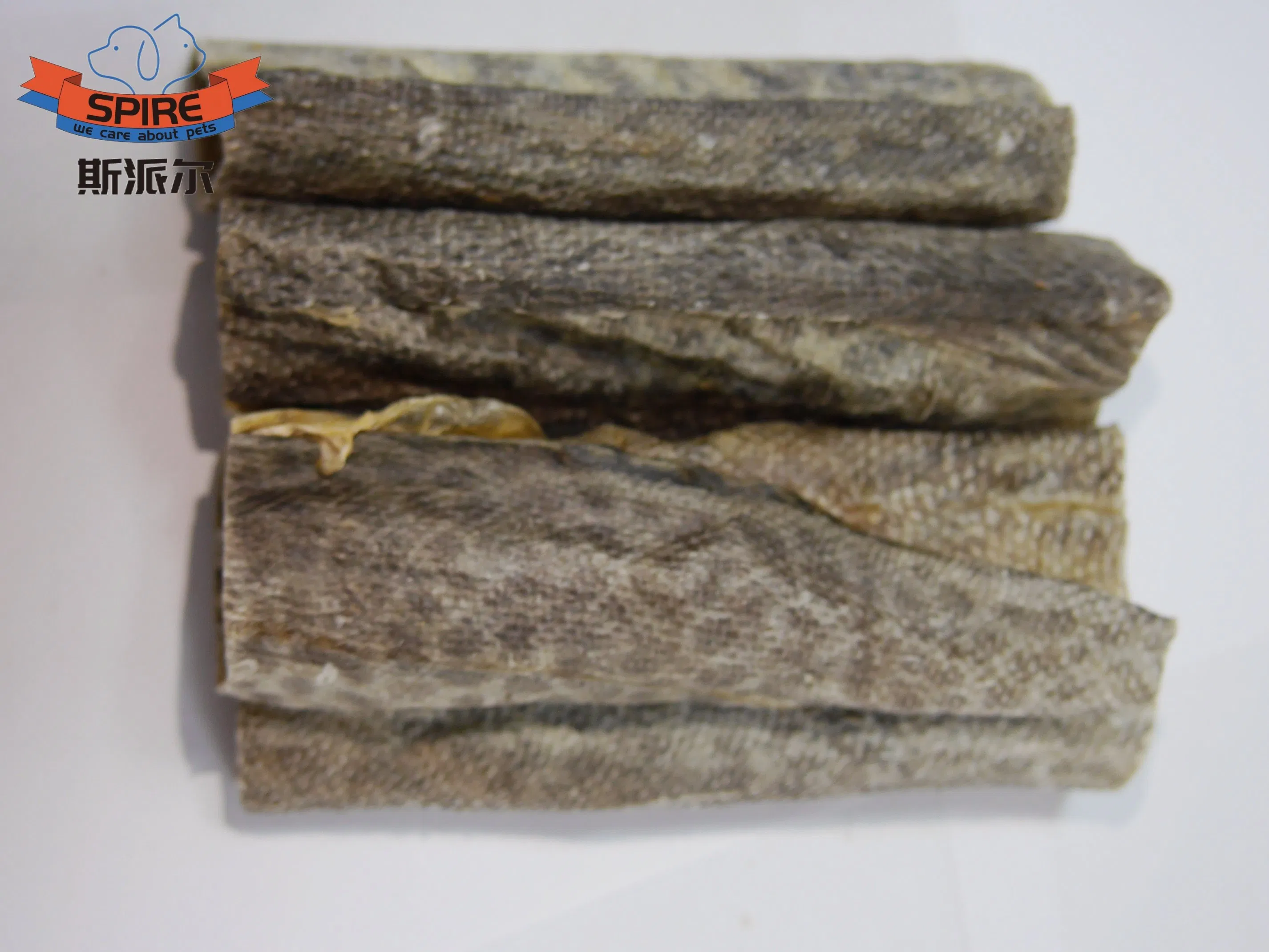 Rollos de piel de bacalao del mar profundo, secos y molidos al por mayor, comida para perros