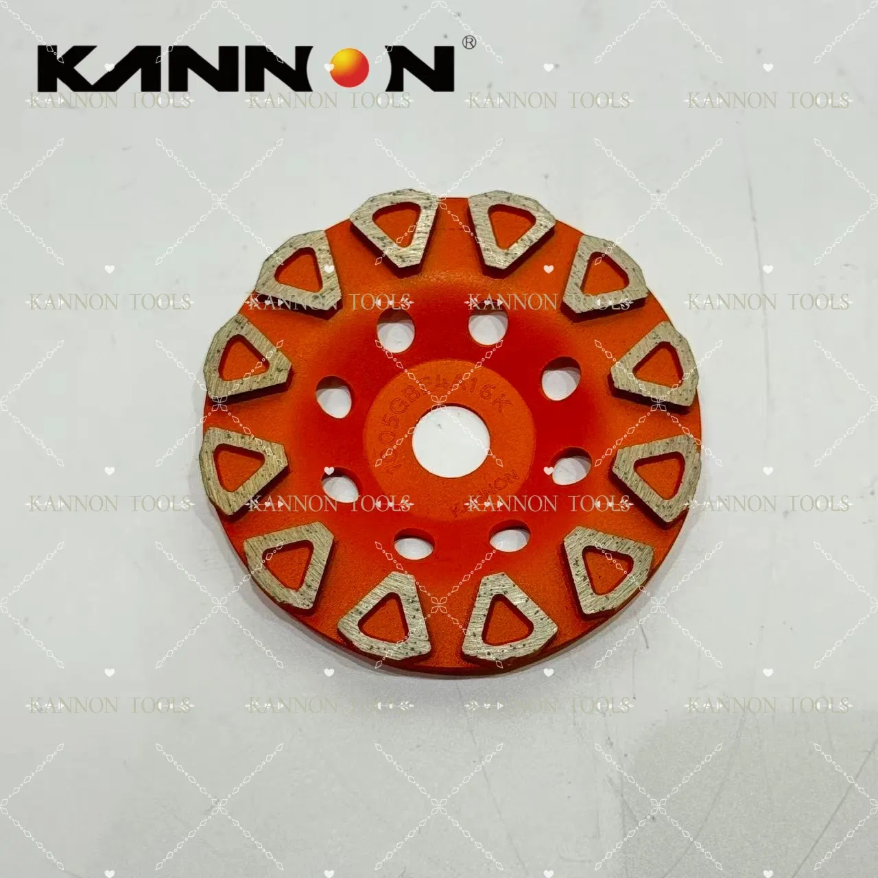 Disco de diamante con unión de resina de alta velocidad para pulido fino de suelo de concreto después del rectificado áspero