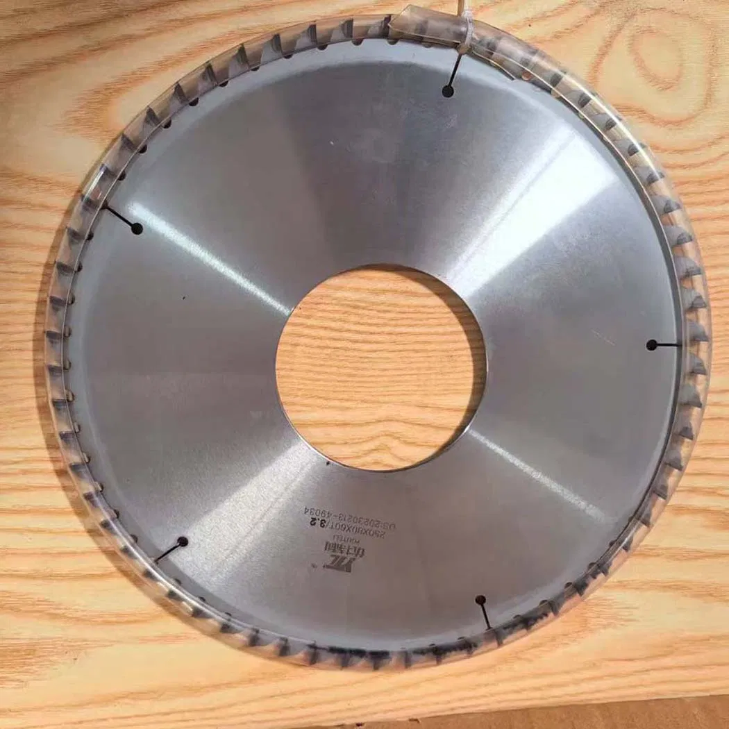 350 mm Hoja de sierra de diamante para soldadura de granito, hojas de sierra circular para el procesamiento de tubos de Gfrp, utilizando un diseño de borde continuo y teniendo un rendimiento de reducción de ruido