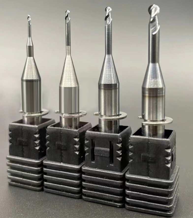 Fresas de cerámica de zirconio para máquinas de fresado dental del laboratorio dental Diamond Bur