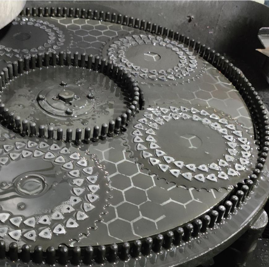 Disco de rectificado de diamante con enlace cerámico especial de diámetro 700mm para cortador de carburo