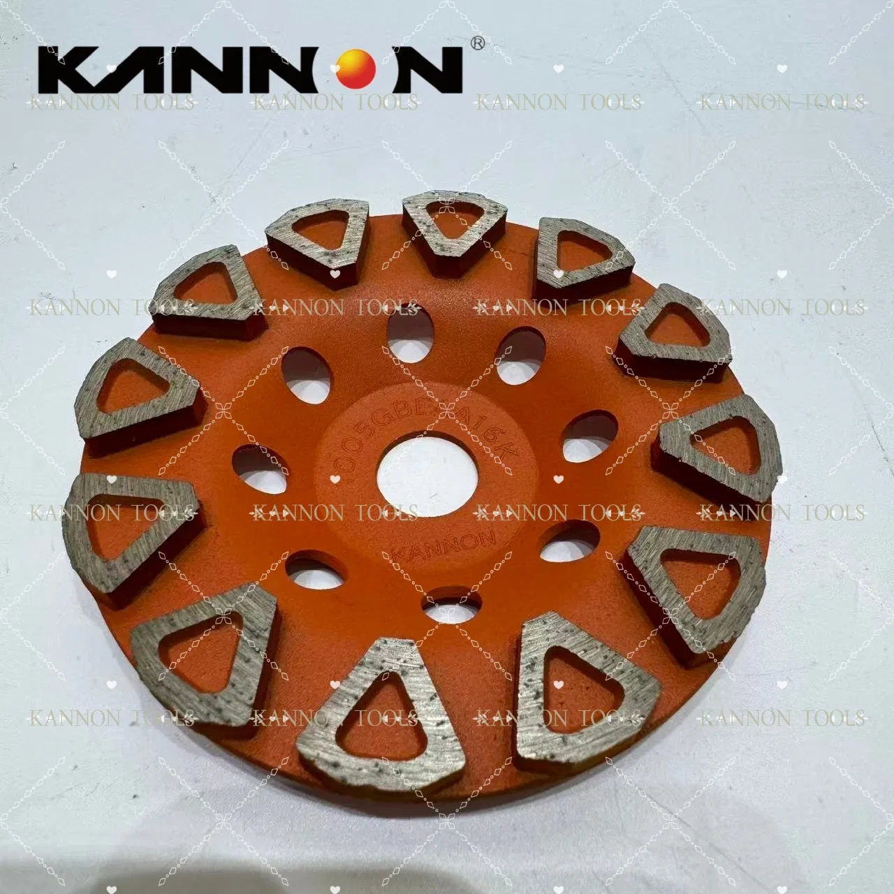 Disco de diamante con unión de resina de alta velocidad para pulido fino de suelo de concreto después del rectificado áspero