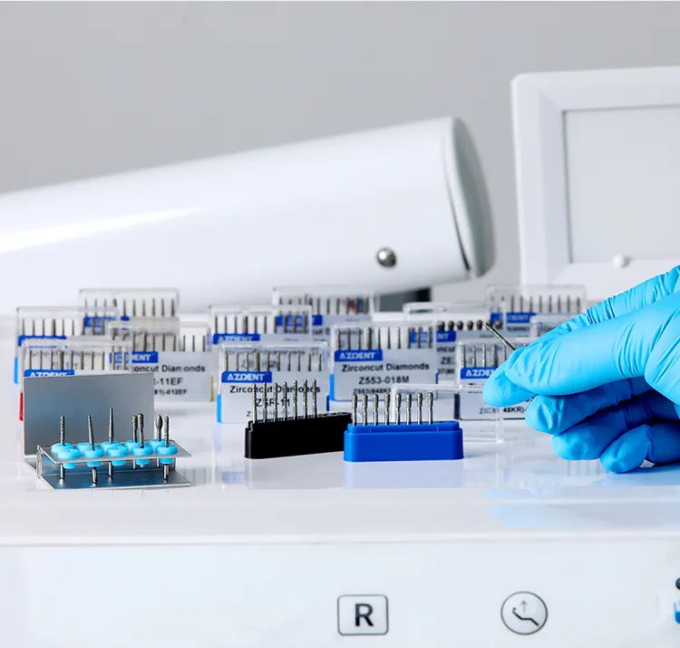 Burdeos de Zirconcut para cortar cerámicas de zirconia en odontología