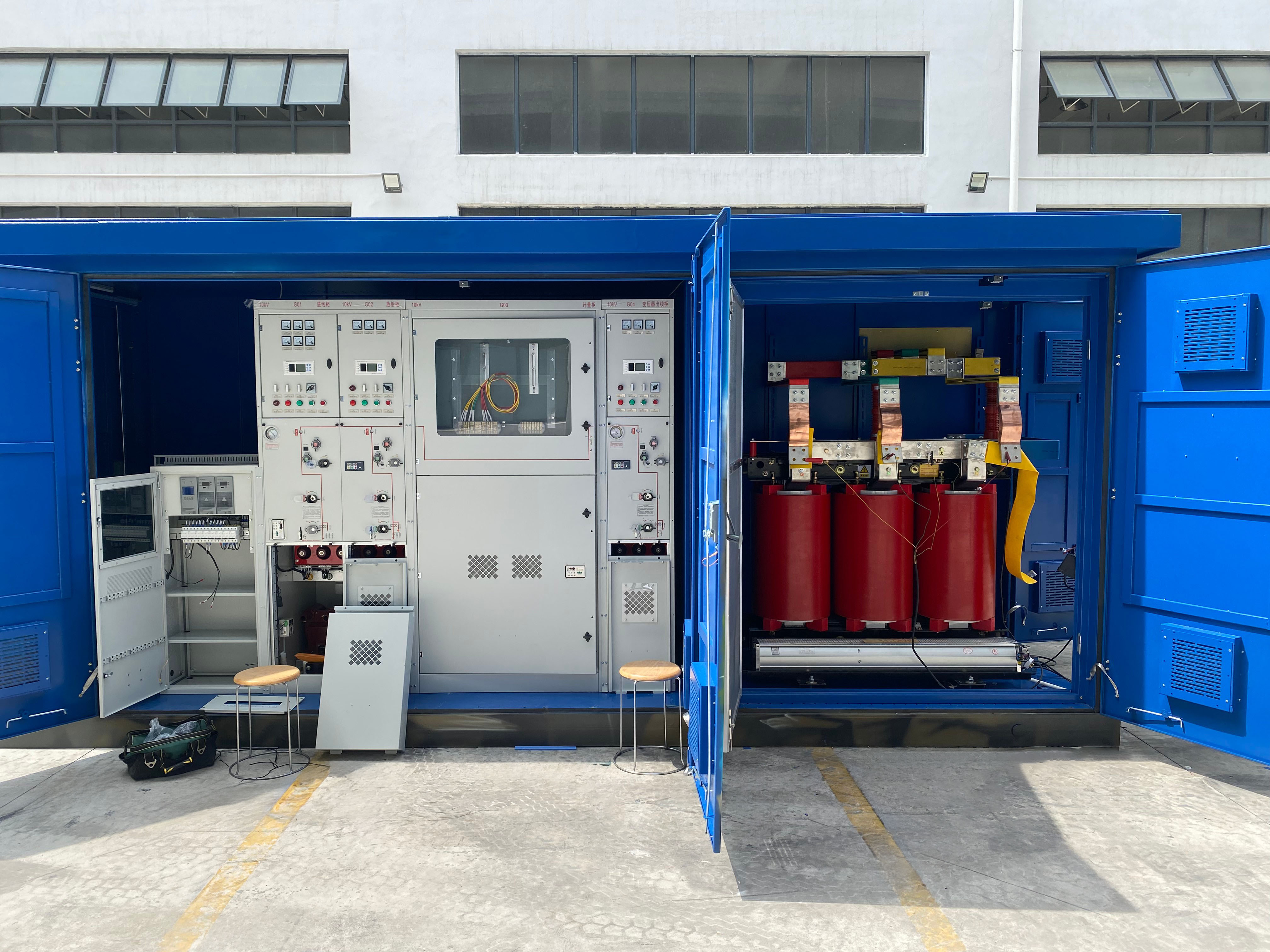 Toonice 100kw Output Power Industrial Grid Energy Storage System 215kwh Peak Shaving New Solar Portable Charging Station 3 Phase