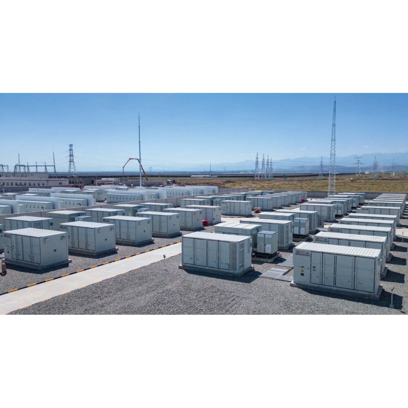 HR 20ft 1254KWH LiFePO4 Integrated PCS EMS for Microgrid C&I Containerized Energy Storage System 1331.2V