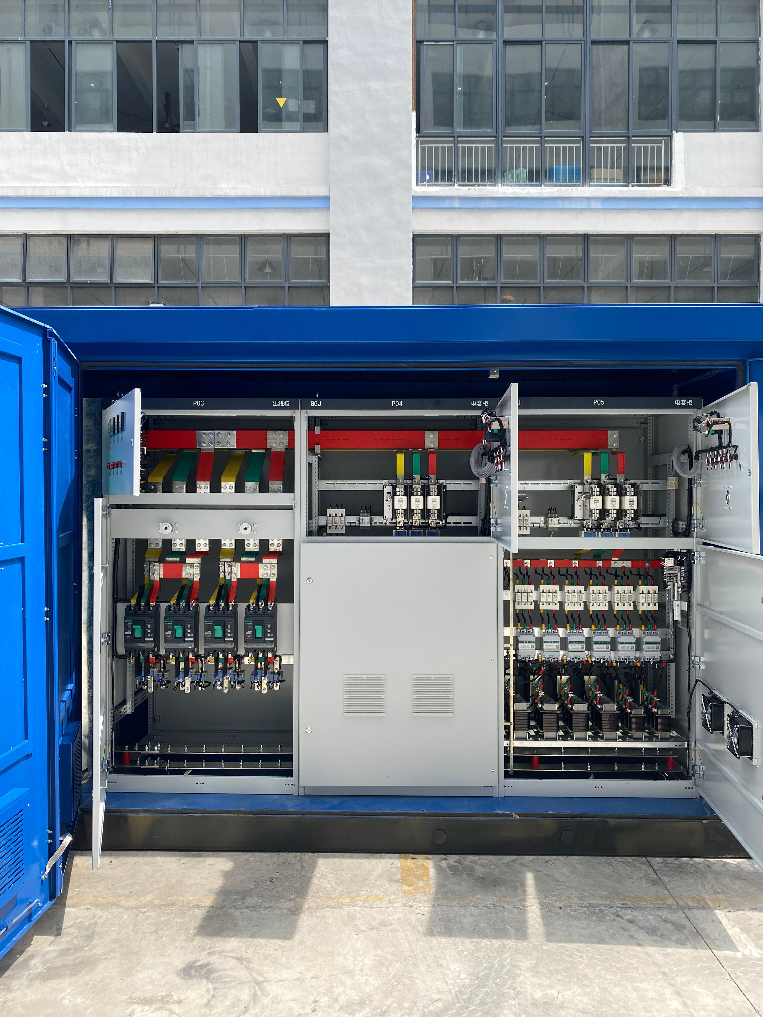 Toonice 100kw Output Power Industrial Grid Energy Storage System 215kwh Peak Shaving New Solar Portable Charging Station 3 Phase