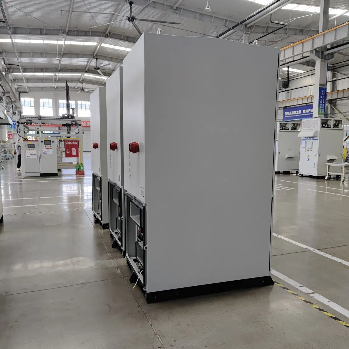 Fgi 261kwh Commercial Ess with 125kw PCS for Solar PV Storage, Demand Response, and Backup Energy Supply