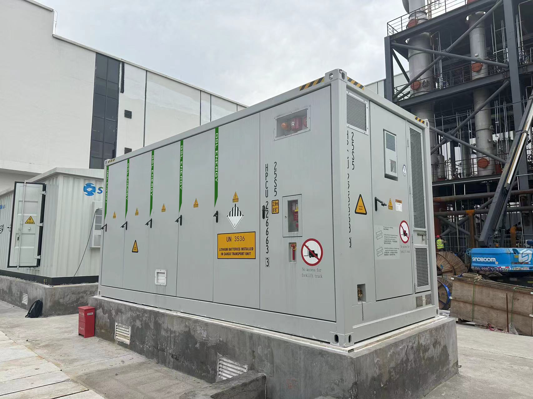 GSL Energy Utility Scale Battery Storage System 372kwh Storage Lifepo4 Battery Solar Power BESS Container Liquid Cooling Battery