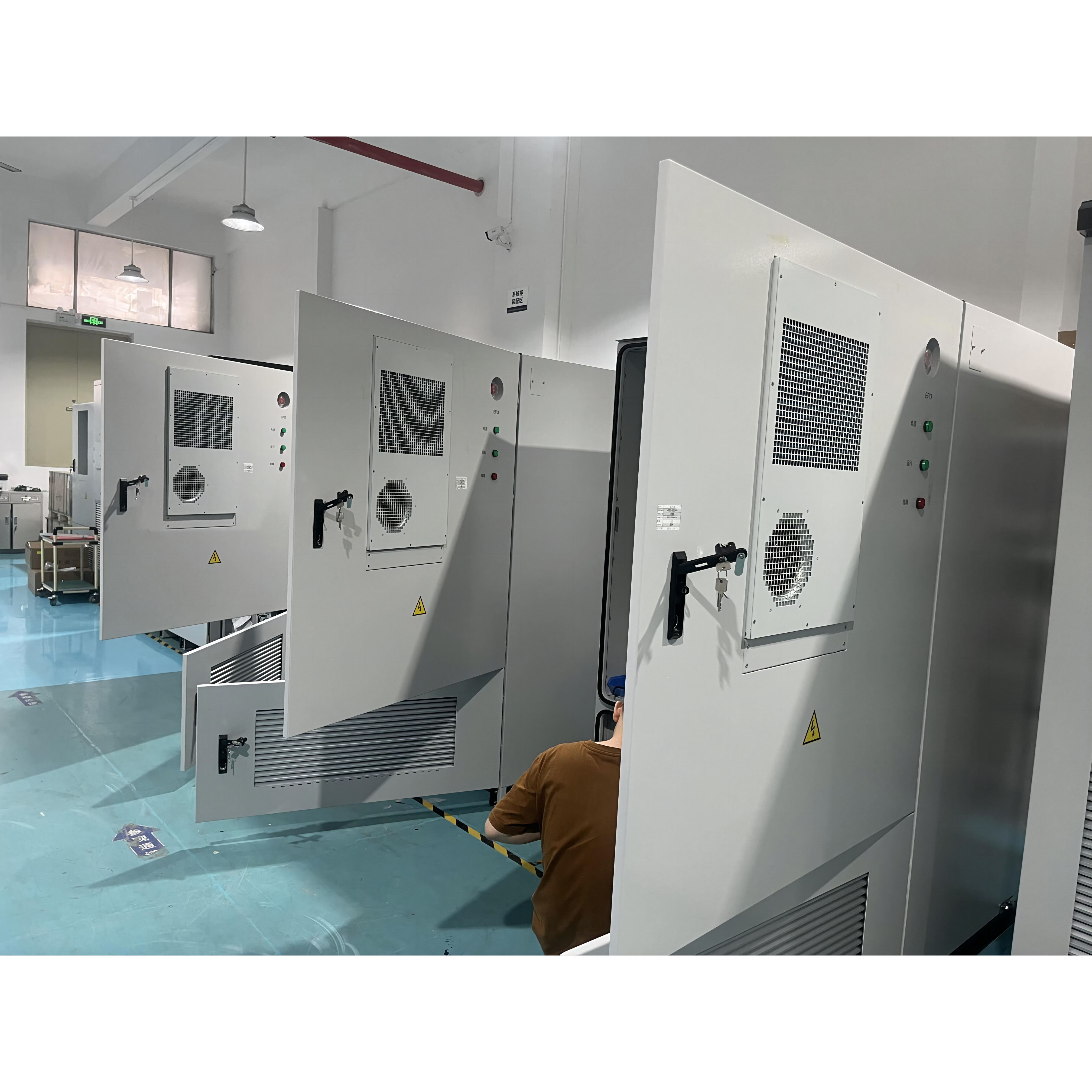 Home Bess 100kw Output Power Industrial Grid Energy Storage System 215kwh Peak Shaving New Solar Portable Charging Stations