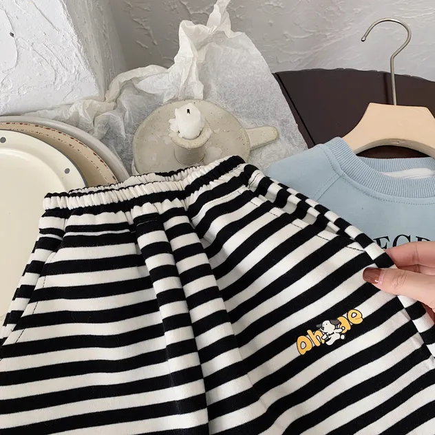 Stylish Kids Clothing Detail 1