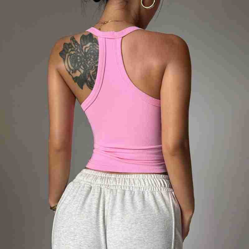 OEM/ODM V Neck Racerback Built-in Bra Tank Tops For Women Breathable Knitted Ribbed Basic Halter Top
