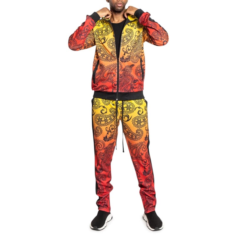 Tracksuit details 8