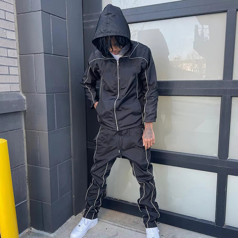 YSJY OEM Custom Two Piece Sets Nylon Pants Baggy Jogger Track Suit Zip Up Jacket Windbreaker Tracksuit Set Men