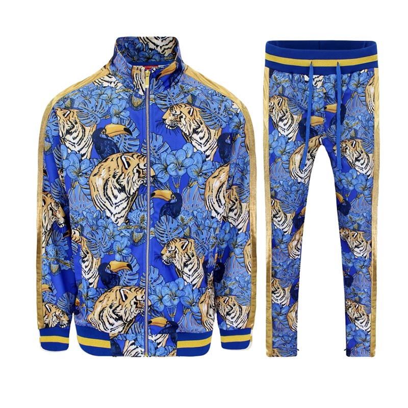 Tracksuit details 9