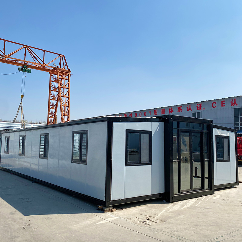 Chinese Factory Hot Selling Expandable Container House with Traditional Design Easy Installation Office Building &amp; Apartment Use