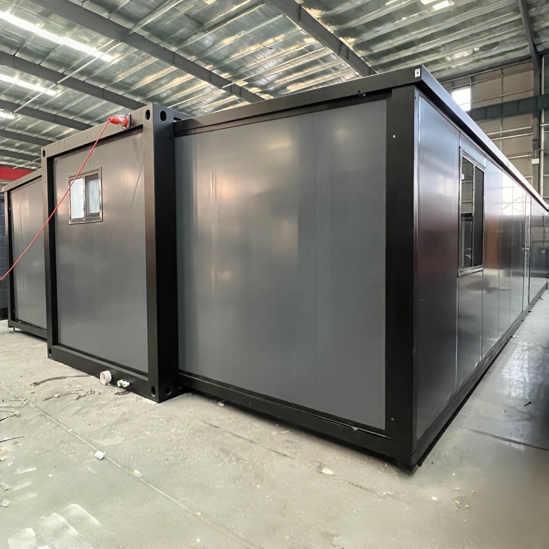 Factory Direct Modular Prefab Steel Structure Portable Living Villa 20ft Black Container House Expandable Container House