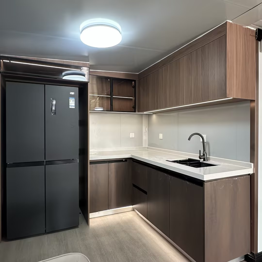 Fully Furnished 20ft 40ft Expandable Container House Luxury Portable Prefabricated Villa 2 Bedroom With Bathroom Kitchen