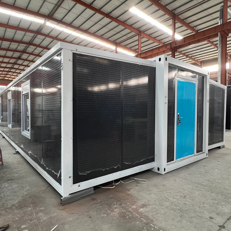 Factory Customized Luxury 3-in-1 Folding Family Prefab Home Expandable 40ft Container House Classroom Made of Steel