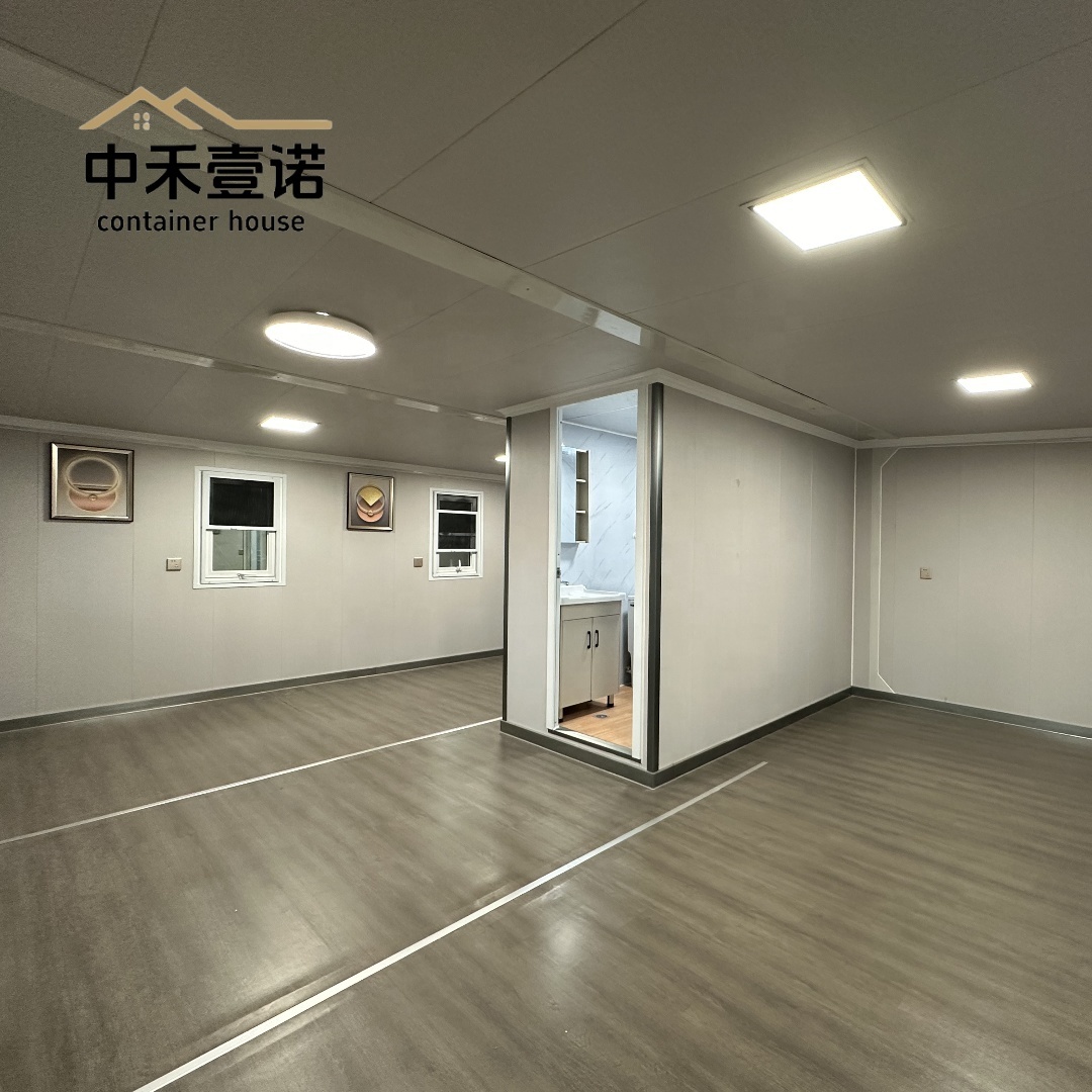 Fully Furnished Prefab Moisture Proof Expandable Container House With Glass Wall For Tiny House
