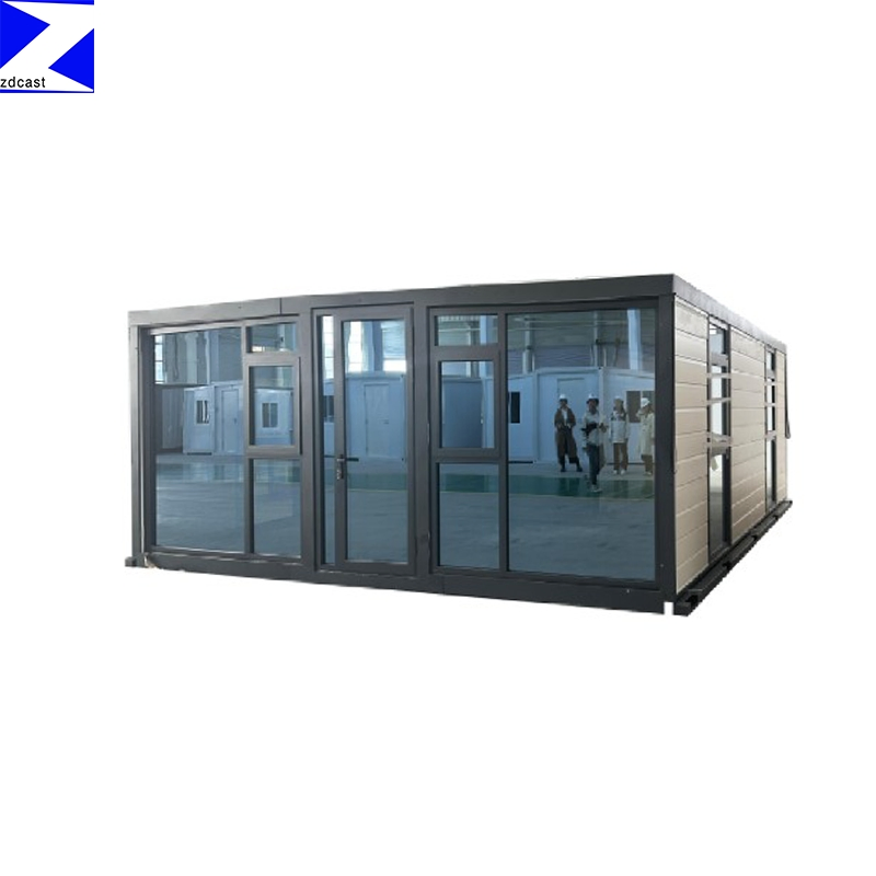 Multi-Room Expandable Container House for Family Vacation Rental