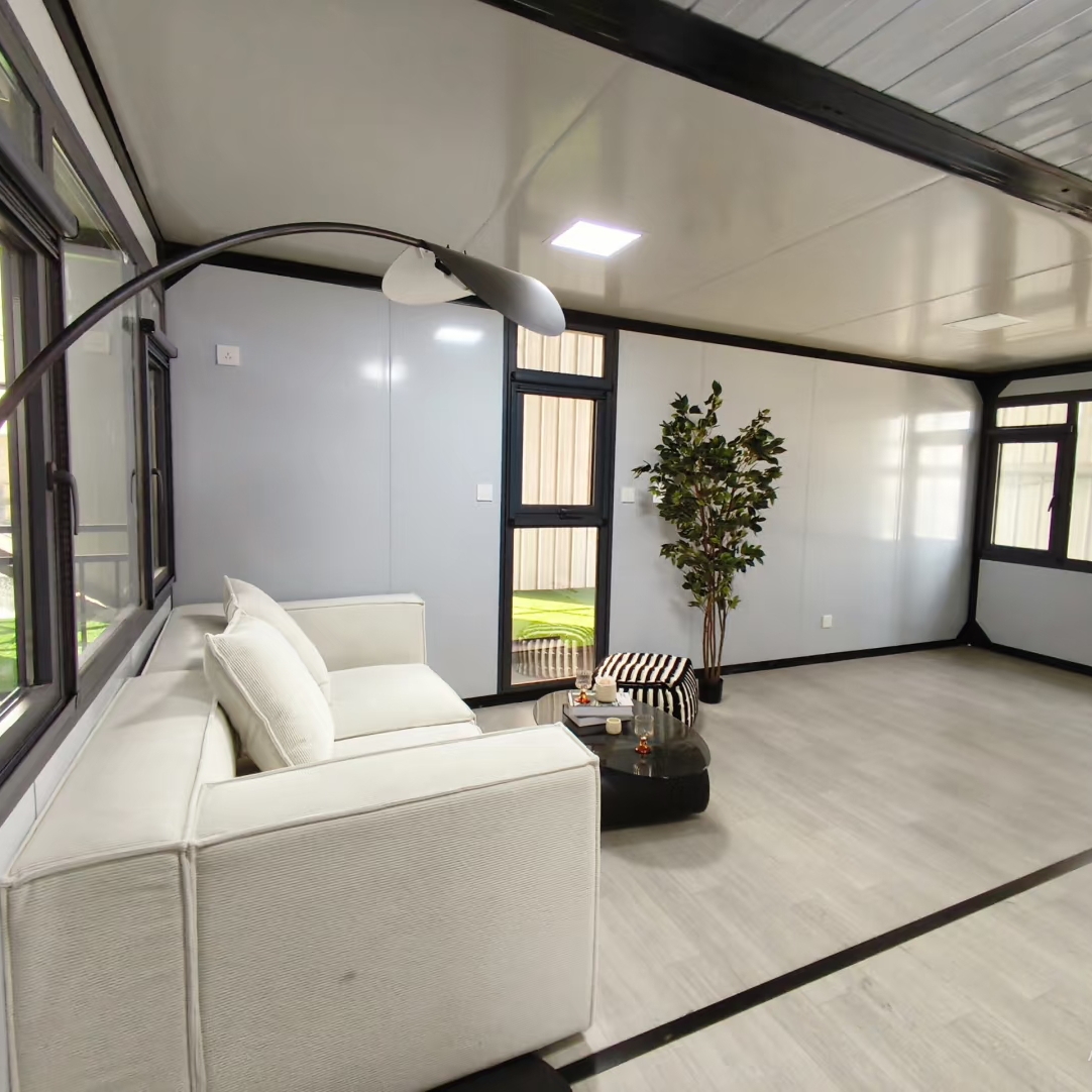 Anti-corrosion Prefab Container Home 2/3 Bed Expandable Mobile Villa for Camping Hotel