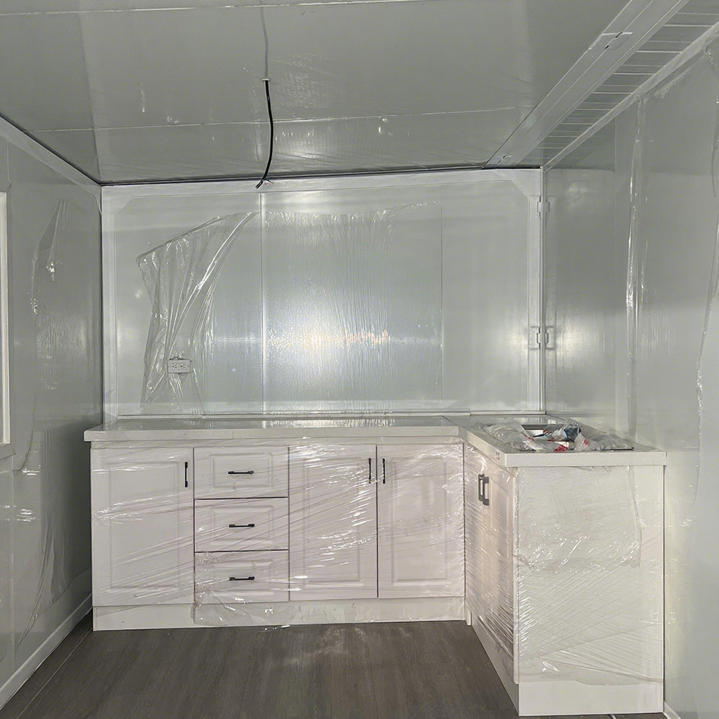 Steel Structure Prefabricated Portable 40Ft Mobile Container Home Shipping Modern Villa Prefab Expandable House 4 5 Bedroom