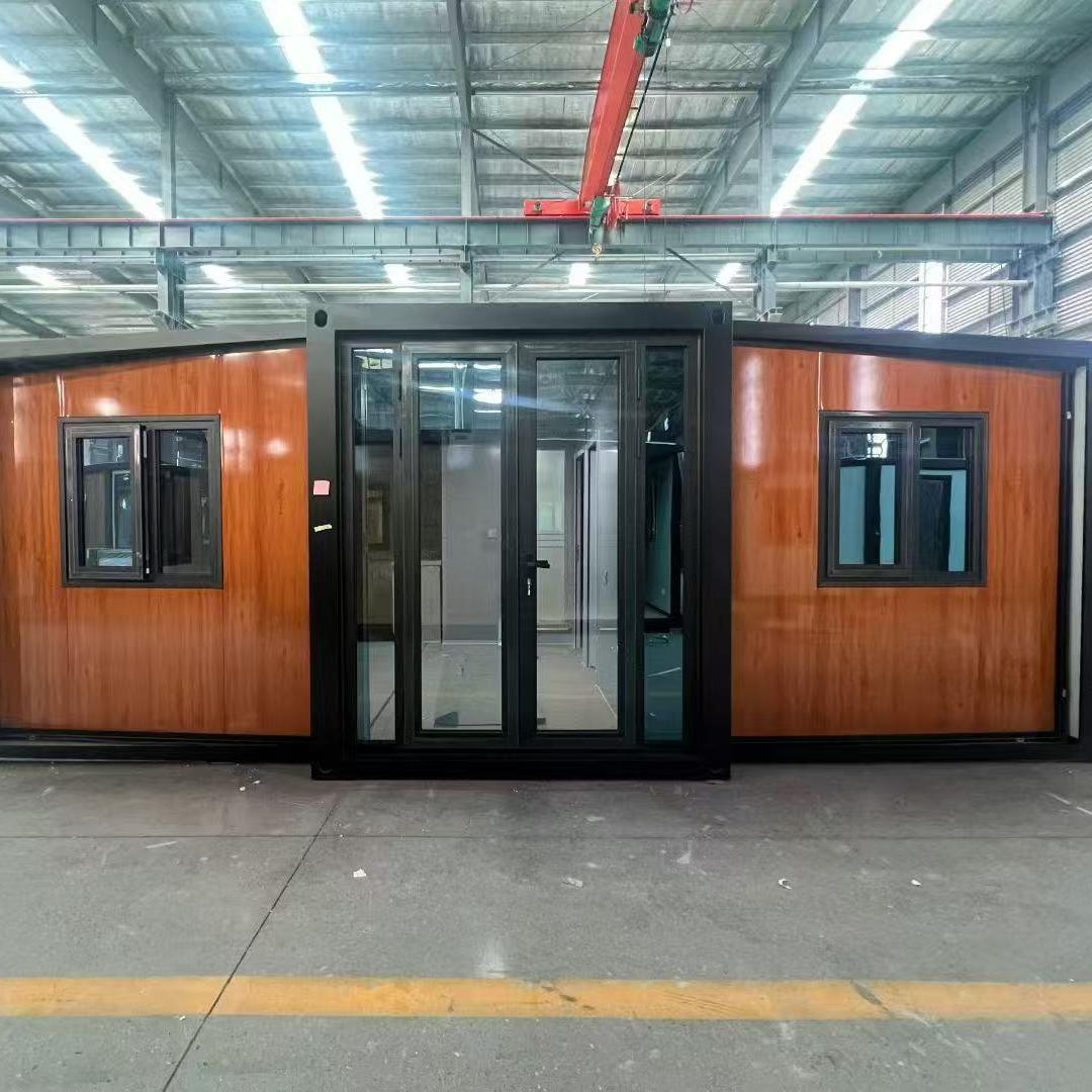 Double-wing Expandable Container House 20/40ft Prefab Folding Home 3 Bedrooms Steel Frame for Family Resort Villa