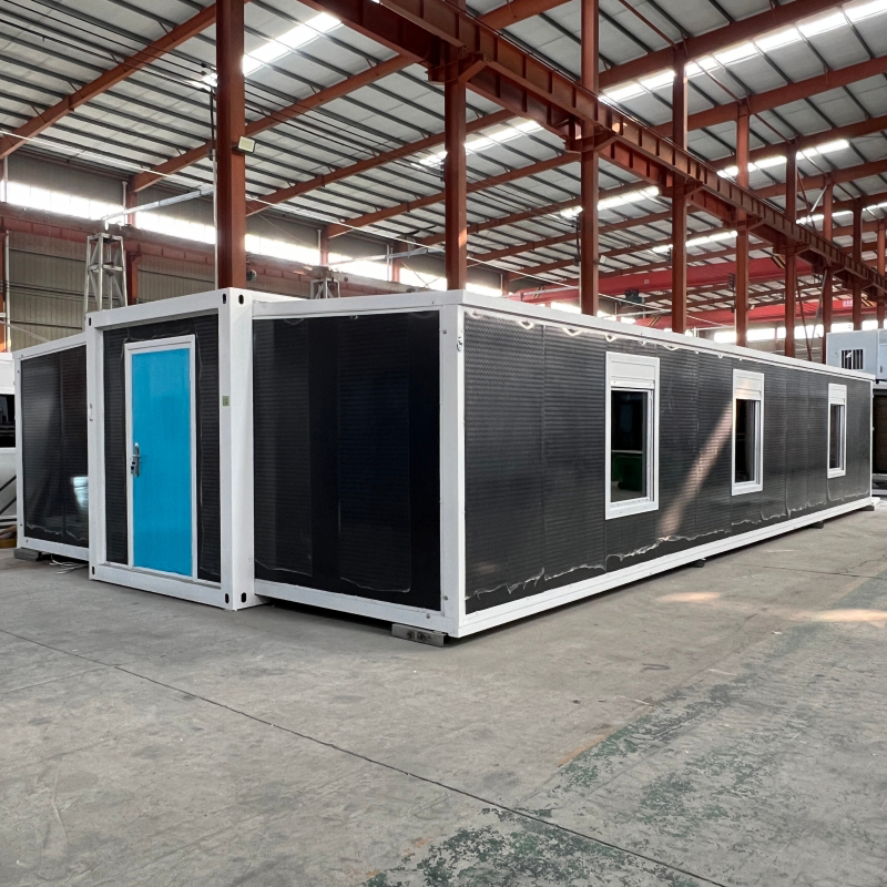 Factory Customized Luxury 3-in-1 Folding Family Prefab Home Expandable 40ft Container House Classroom Made of Steel