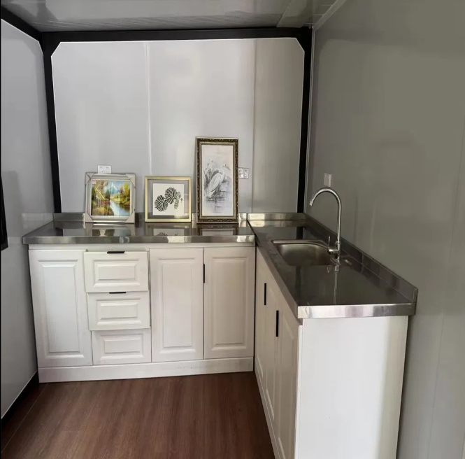 Innovative Expandable Container Home: Durable Space-Saving Foldable Housing Options