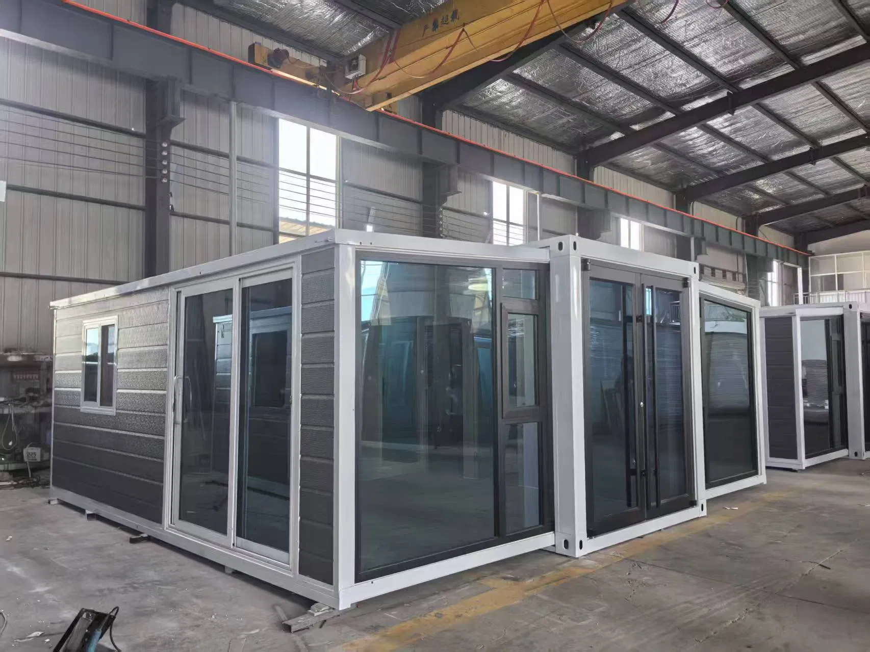 Expandable Prefabricated Container House Bathroom Villa Prefab Luxury Movable House Portable Prefabricated Home