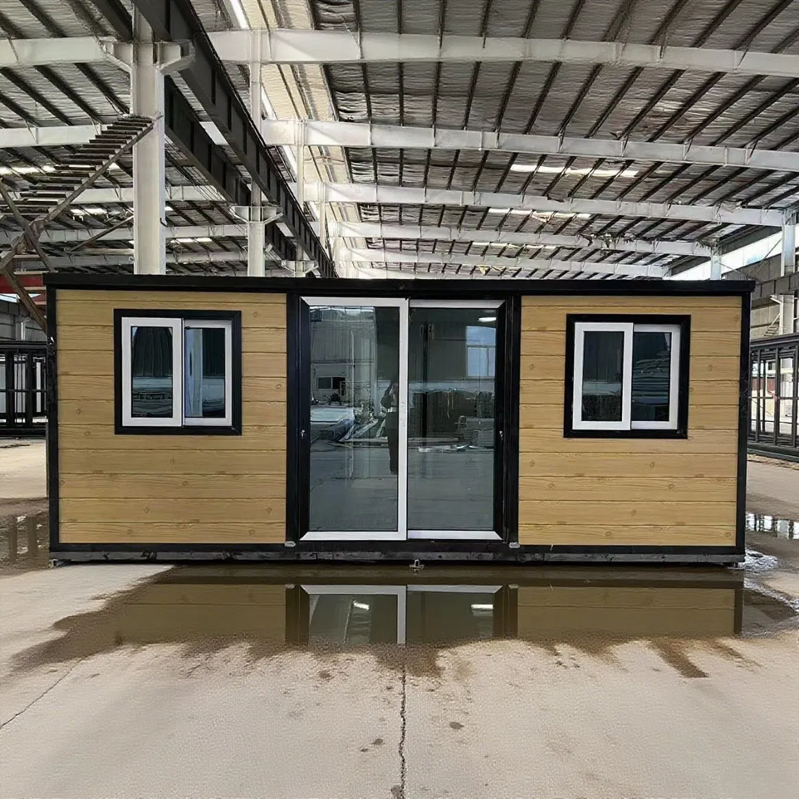 Low-Cost Expandable Container Camp Housing with Toilet &amp; Kitchenette