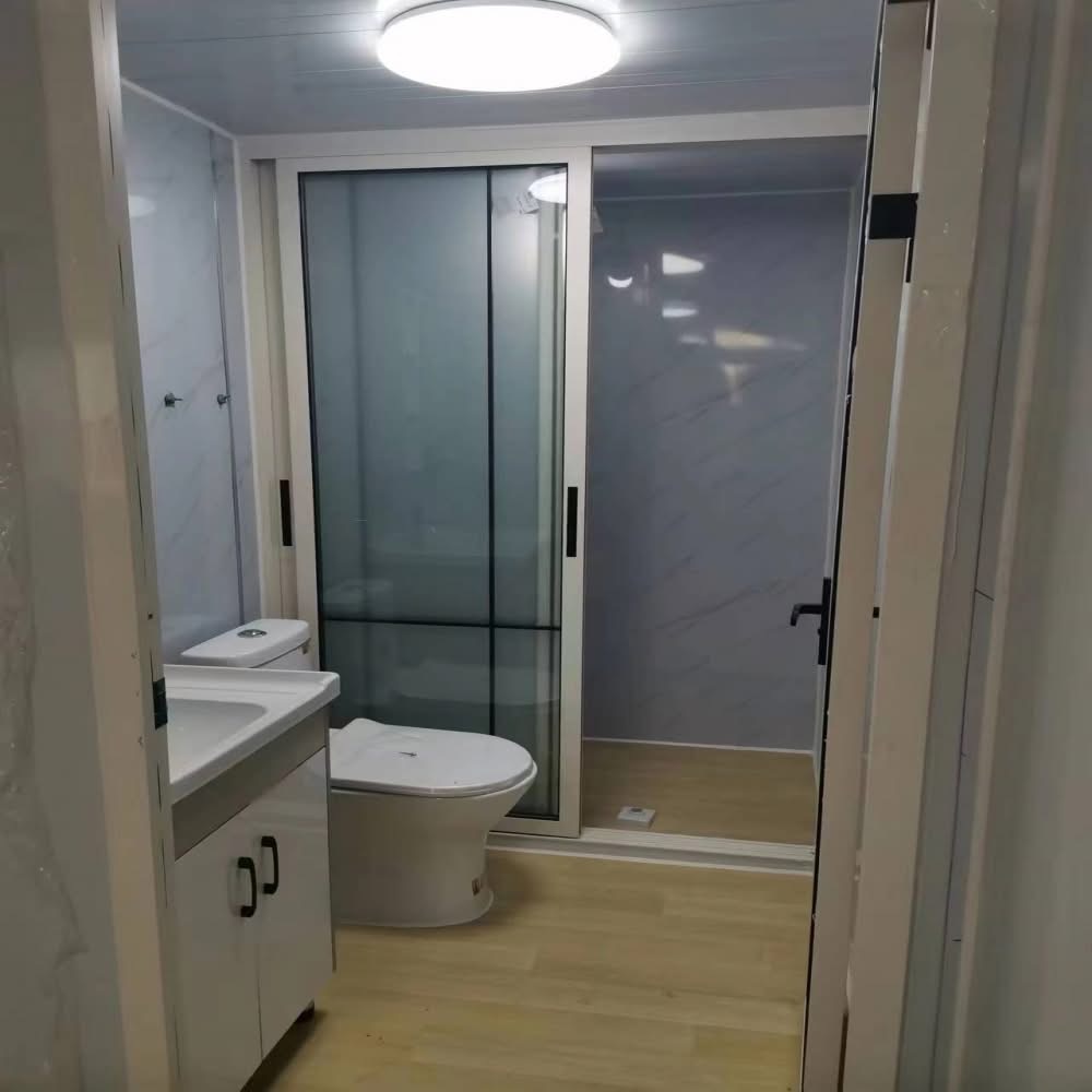 Luxury Prefabricated Container House 3 Bedroom Kitchen Bathroom Living Room Expandable Mobile Home