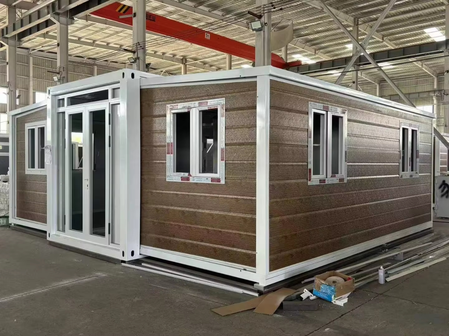 Thailand Mobile Medical Clinic Ready to Use Custom Interior Layout Engineering Solution Bulk Double Wing Expandable House