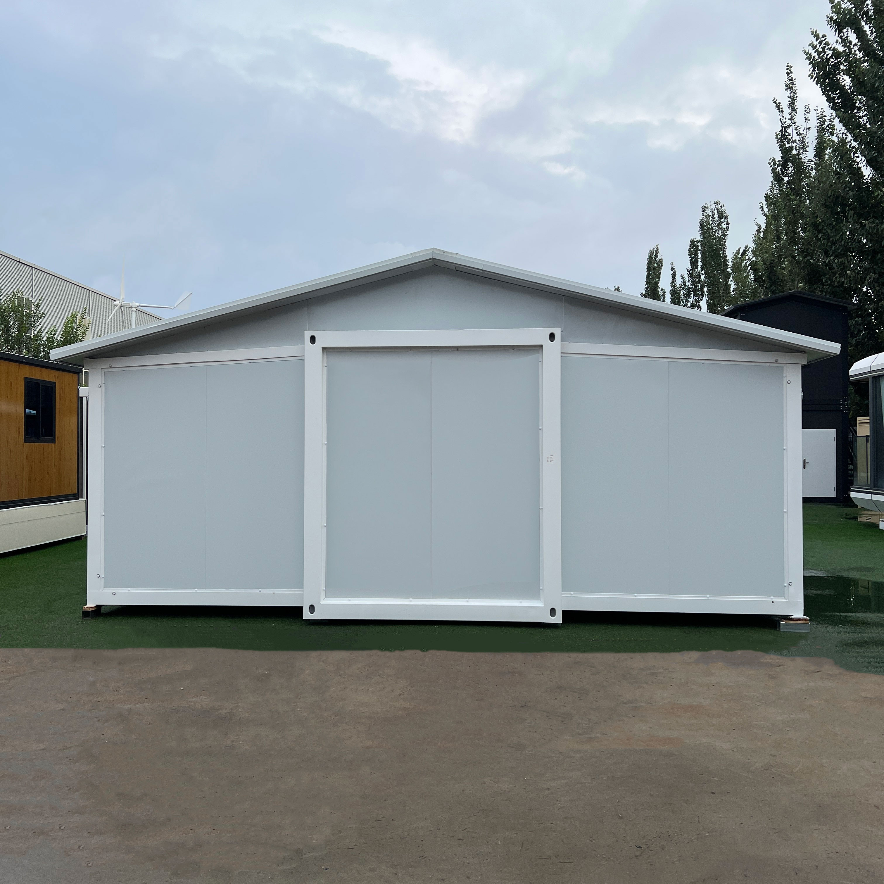 Ready Ship Prefabricated 20Ft 40Ft Expandable Waterproof Container House Kitchen Foldable Apartment Modern Design Hotel Villa