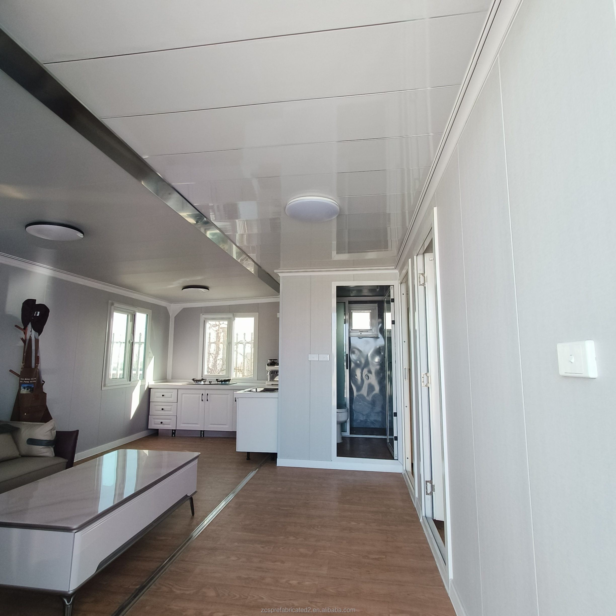 Quick Assembly 20ft Expandable Container House Temporary Classrooms for Schools Office Sandwich Steel Material for Villas Hotels