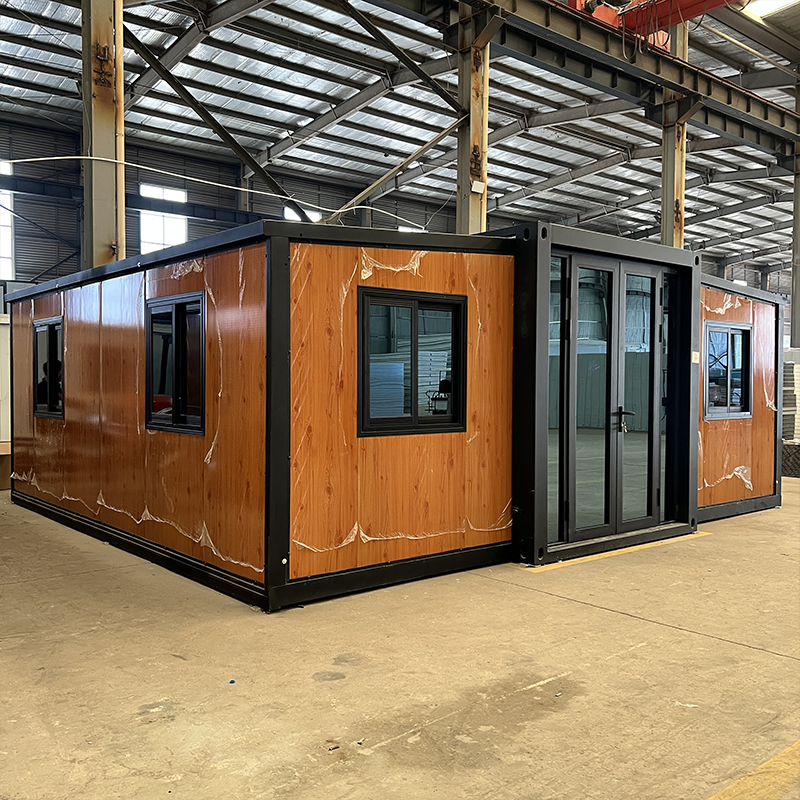 Ready Made 2-5 Bedroom Prefabricated 20ft Container House Modular Folding Expandable Apartment &amp; Hotel Tiny Home