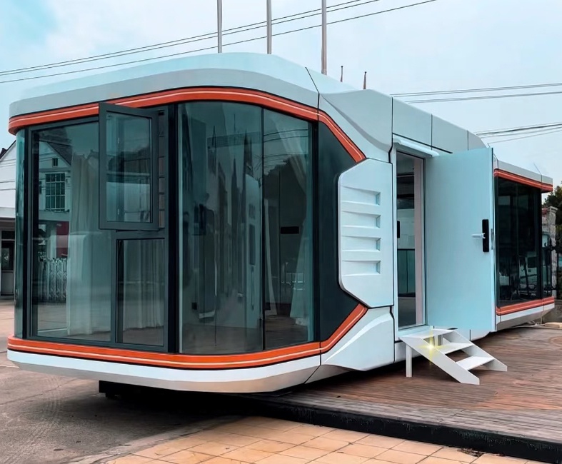 Midcentury Modern Design Luxury Container House For Outdoor Home Bar &amp; Dining High Voltage Power System Customizable Sizes
