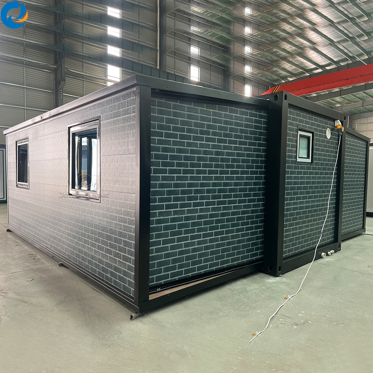 Insulated Fully Furnished Expandable Container House Mobile Medical Clinics Modern for Warehouse Gym Use