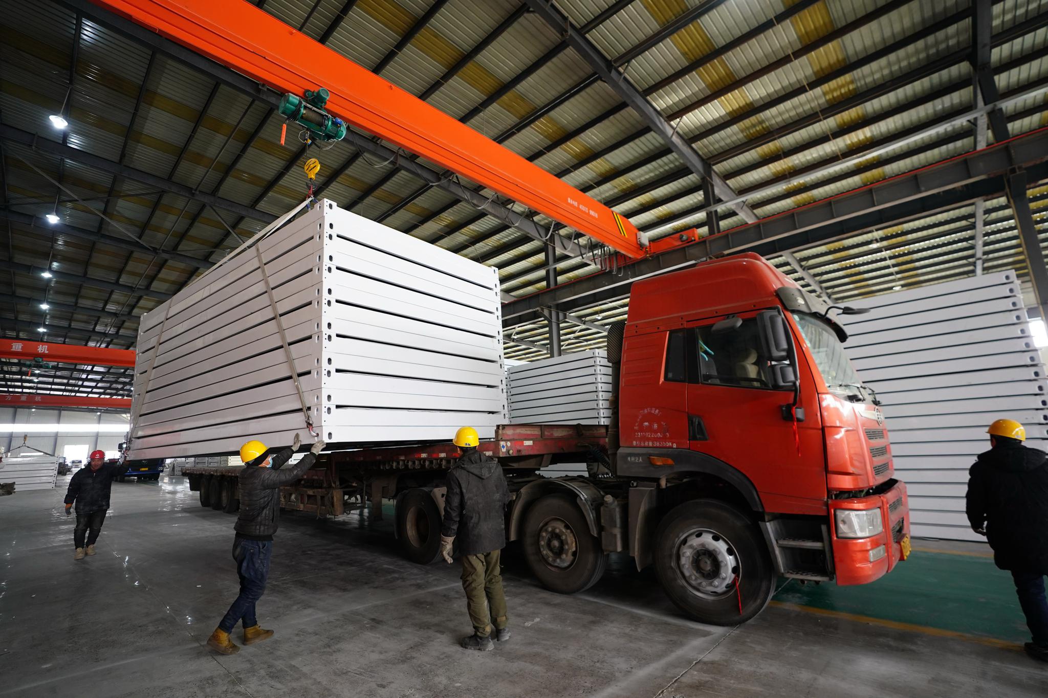 Delivery loading